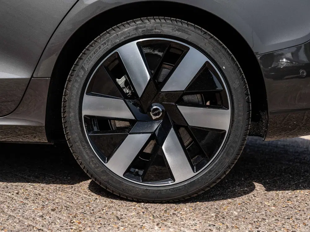 Volvo V60 2.0 T6 PHEV 350PK AWD Plus Dark uit 2025, foto 13