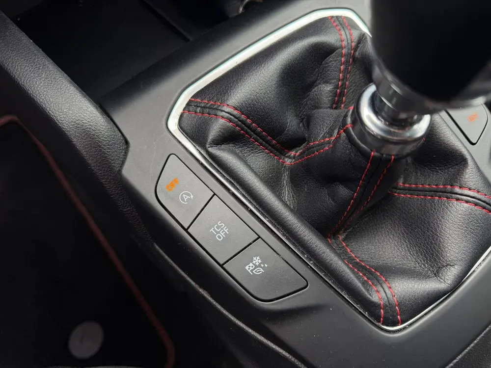 Ford Focus 1.5 EcoBoost ST-line KEYLESS GO, CRUISE, BLACK OP uit 2019, foto 12