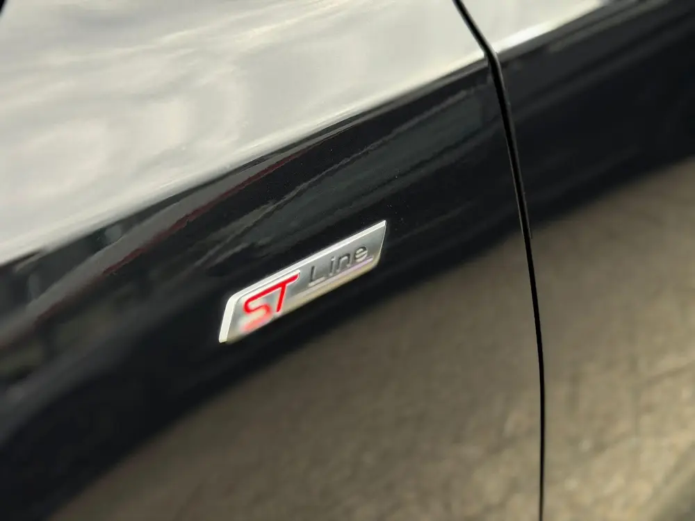 Ford Focus 1.5 EcoBoost ST-line KEYLESS GO, CRUISE, BLACK OP uit 2019, foto 7