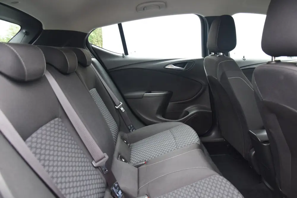 Opel Astra 1.0 Turbo Business R-Link Navi/carplay Airco Crui uit 2019, foto 17