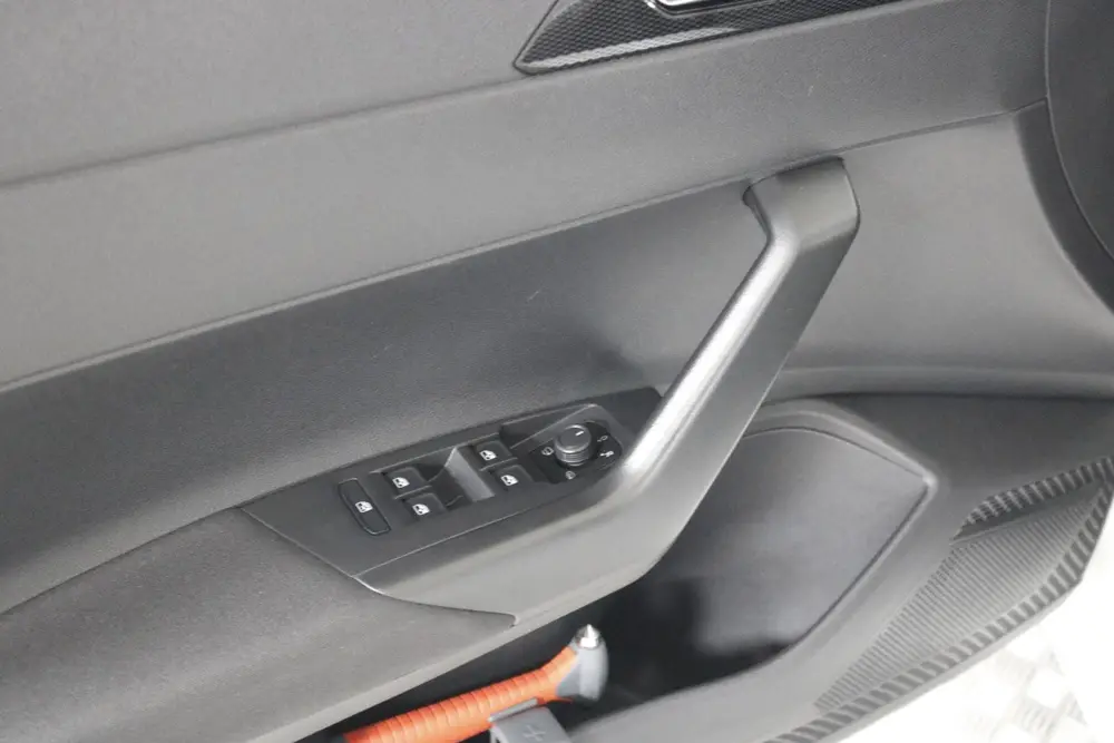 Volkswagen Polo 1.0 TSI Life Airco | All-Seasons | Wireless uit 2023, foto 14