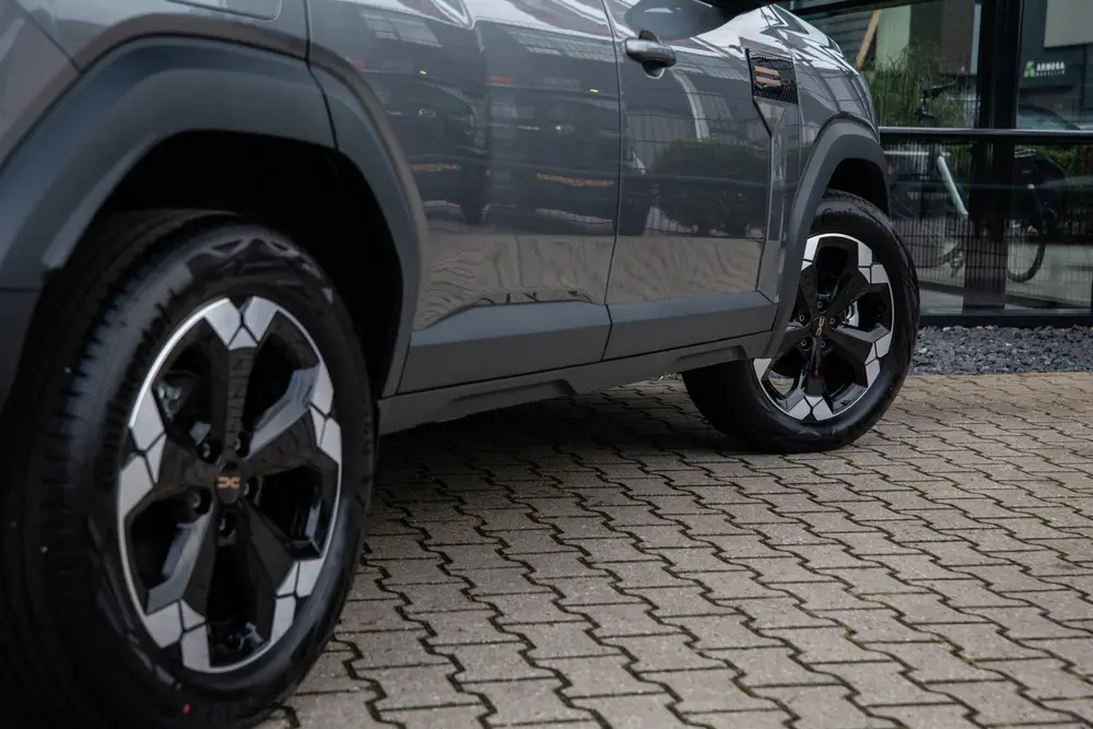 Dacia Bigster 1.8 Hybrid 155 Extreme uit 2025, foto 9
