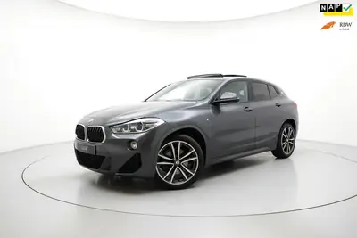 BMW X2 SDrive18i M SPORT PANO SFEER HUD LEER CAM TREKH uit 2019