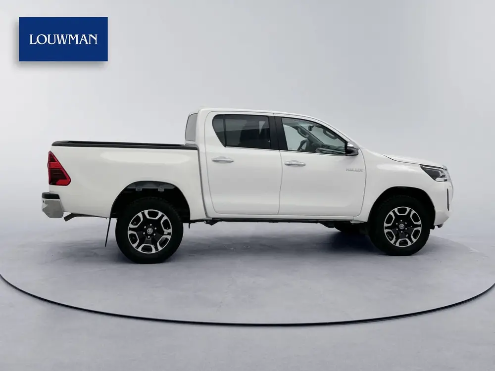 Toyota Hilux 2.8 D-4D Double Cab Professional 4x4 Navig uit 2023, foto 4
