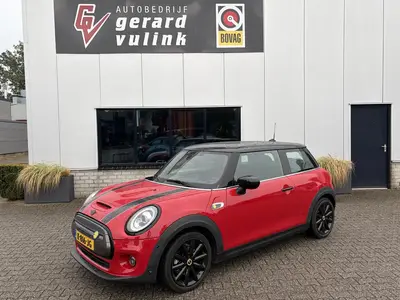 Mini Electric Charged 33 kWh CAMERA LEDER NAV ENZ 183KM uit 2020