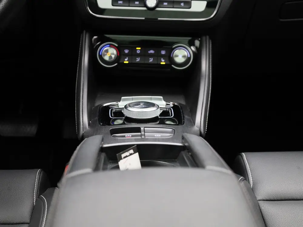 MG ZS EV Luxury 45 kWh | Panoramadak | Leder | Apple Carplay uit 2021, foto 10