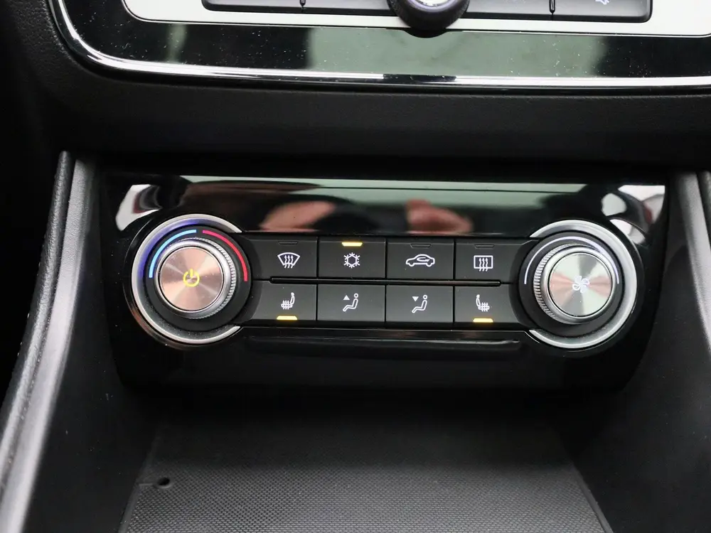 MG ZS EV Luxury 45 kWh | Panoramadak | Leder | Apple Carplay uit 2021, foto 20