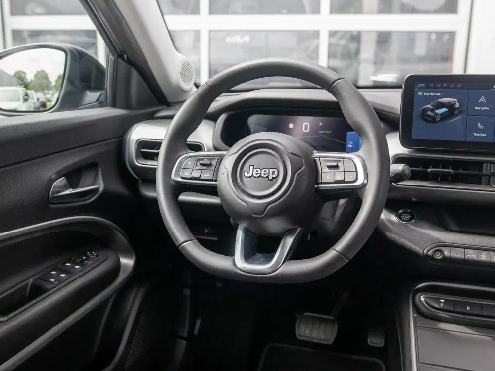 Jeep Avenger Summit 54 kWh uit 2024, foto 13