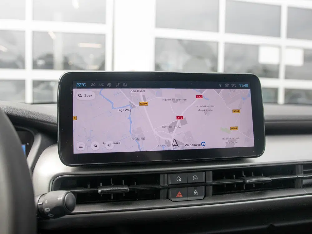 Jeep Avenger Summit 54 kWh uit 2024, foto 14