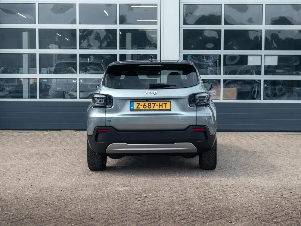 Jeep Avenger Summit 54 kWh uit 2024, foto 6
