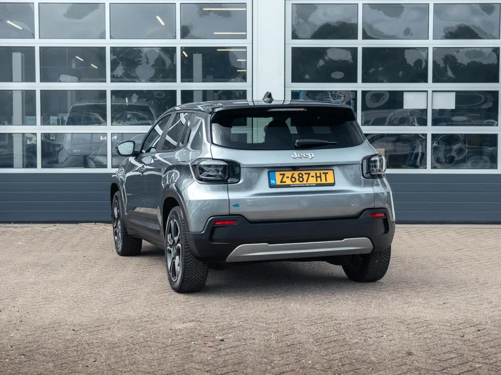 Jeep Avenger Summit 54 kWh uit 2024, foto 7