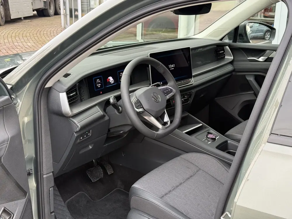 Volkswagen Tayron 1.5 eHybrid Life Edition | stoelverwarming uit 2025, foto 2
