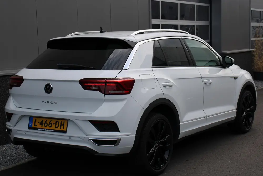 Volkswagen T-Roc 1.5 TSI Sport Business R 89DKM, R-LINE, PAN uit 2021, foto 3
