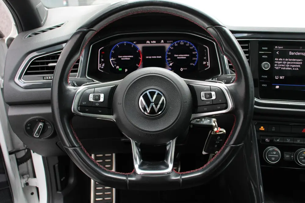 Volkswagen T-Roc 1.5 TSI Sport Business R 89DKM, R-LINE, PAN uit 2021, foto 8