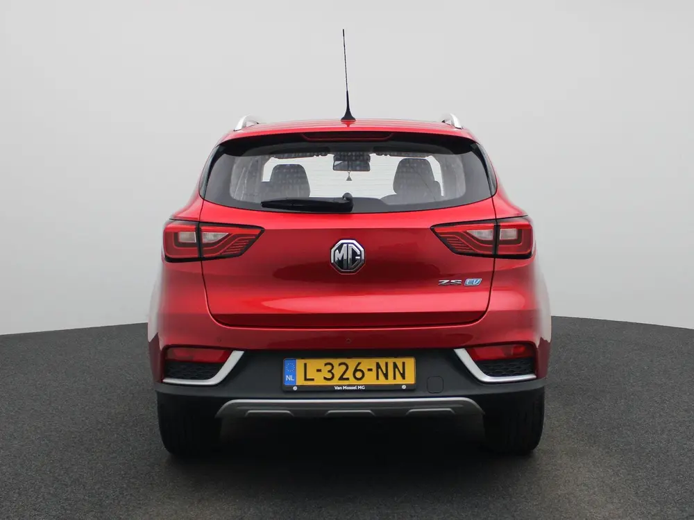 MG ZS EV Luxury 45 kWh | Panoramadak | Leder | Apple Carplay uit 2021, foto 5