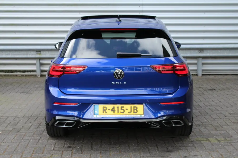Volkswagen Golf 1.5 eTSI 150pk R-Line DSG7 Panoramadak IQ-Li uit 2021, foto 6
