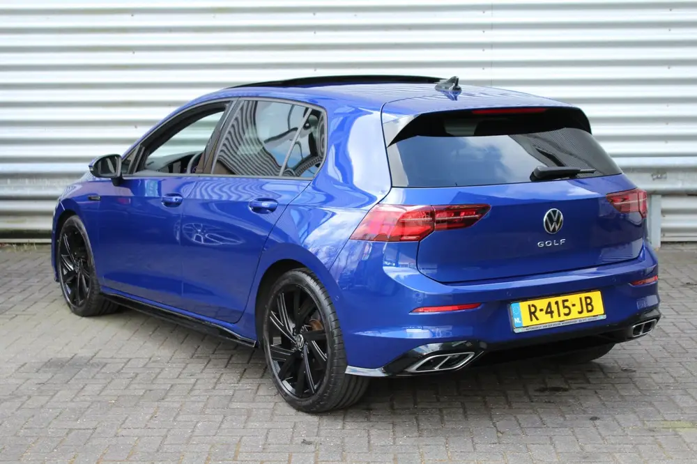 Volkswagen Golf 1.5 eTSI 150pk R-Line DSG7 Panoramadak IQ-Li uit 2021, foto 7