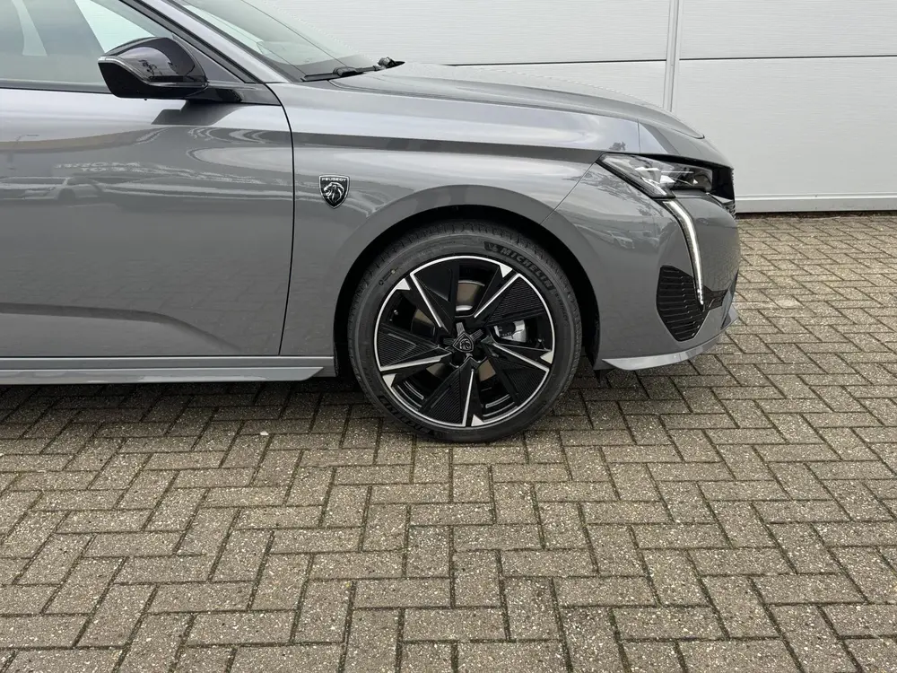 Peugeot 308 GT EV 54 kWh uit 2026, foto 10