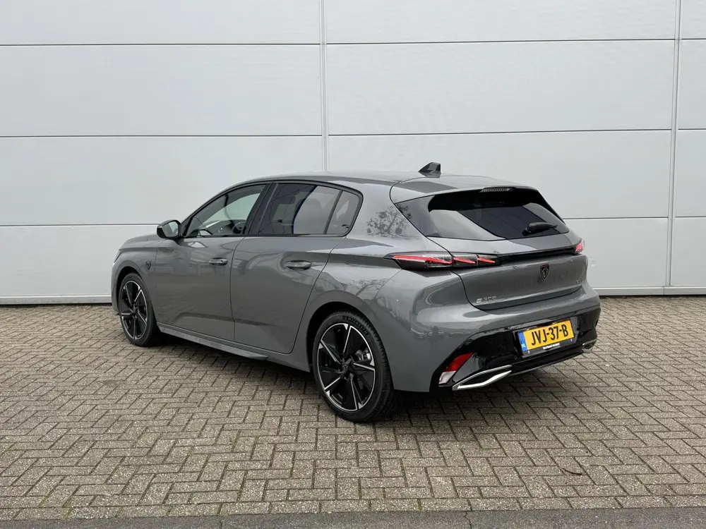 Peugeot 308 GT EV 54 kWh uit 2026, foto 4