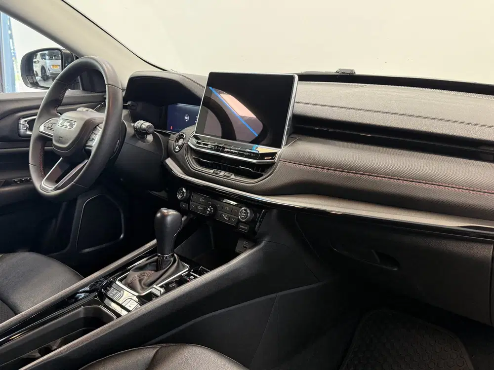 Jeep Compass 4xe 240 Plug-in Hybrid Electric Trailhawk uit 2023, foto 9