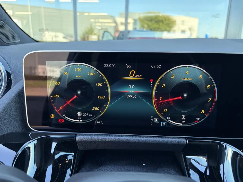 Mercedes-Benz B-Klasse 180 Business Solution uit 2019, foto 14
