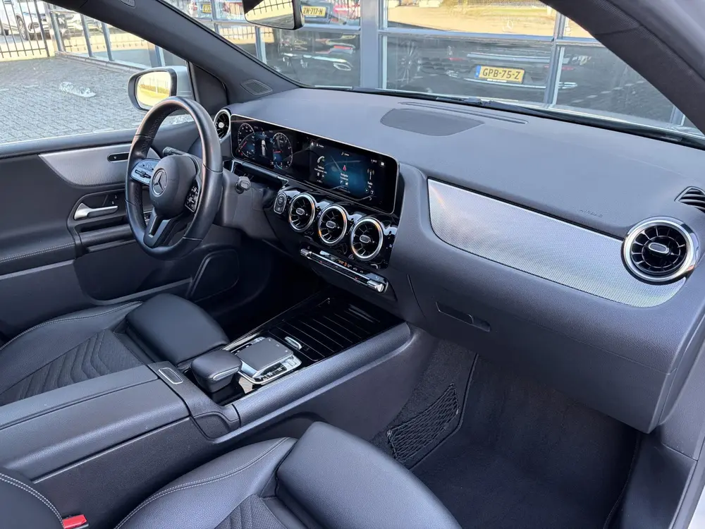Mercedes-Benz B-Klasse 180 Business Solution uit 2019, foto 15