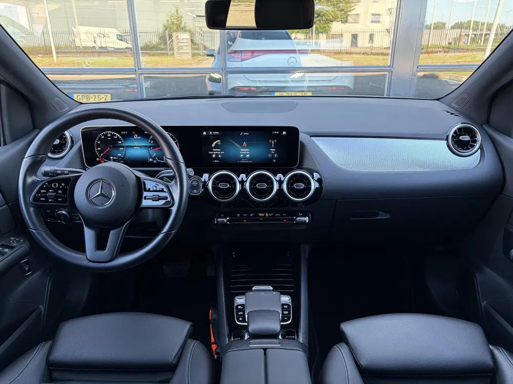 Mercedes-Benz B-Klasse 180 Business Solution uit 2019, foto 3