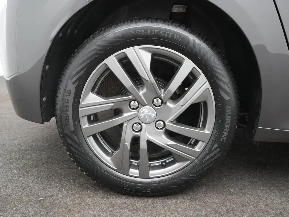 Peugeot 208 1.2 PureTech Active Pack uit 2022, foto 7