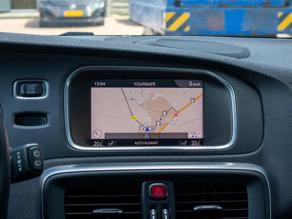 Volvo V40 1.5 T3 Polar+ Sport R-Design LED Pano 18" uit 2019, foto 11