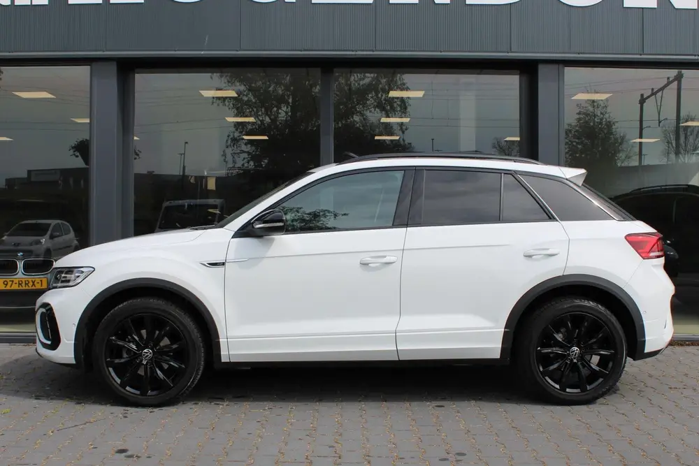 Volkswagen T-Roc 1.5 TSI R-Line PANO NAVI CAMERA LED VIRTUAL uit 2024, foto 4