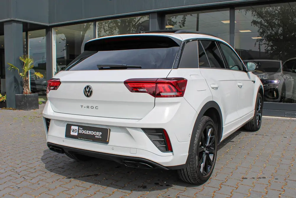 Volkswagen T-Roc 1.5 TSI R-Line PANO NAVI CAMERA LED VIRTUAL uit 2024, foto 5
