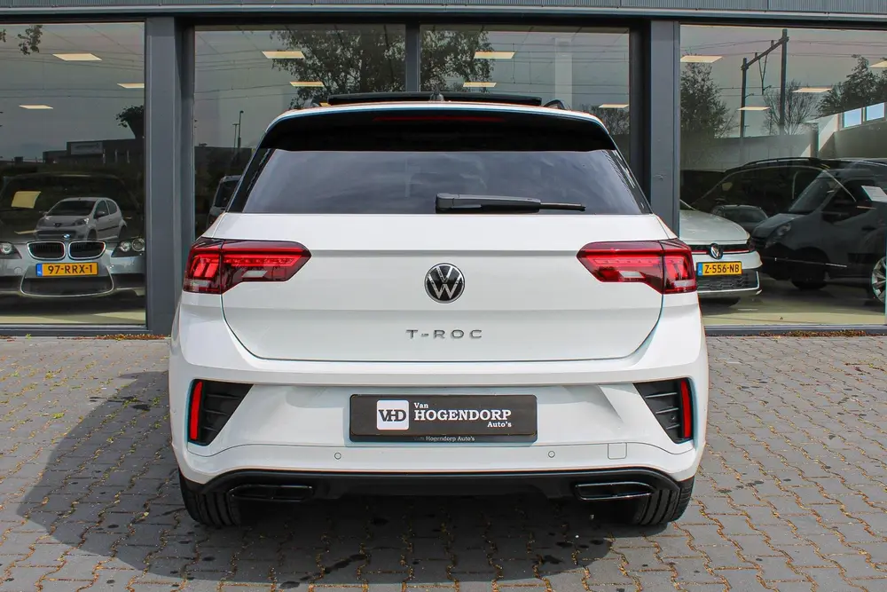 Volkswagen T-Roc 1.5 TSI R-Line PANO NAVI CAMERA LED VIRTUAL uit 2024, foto 6