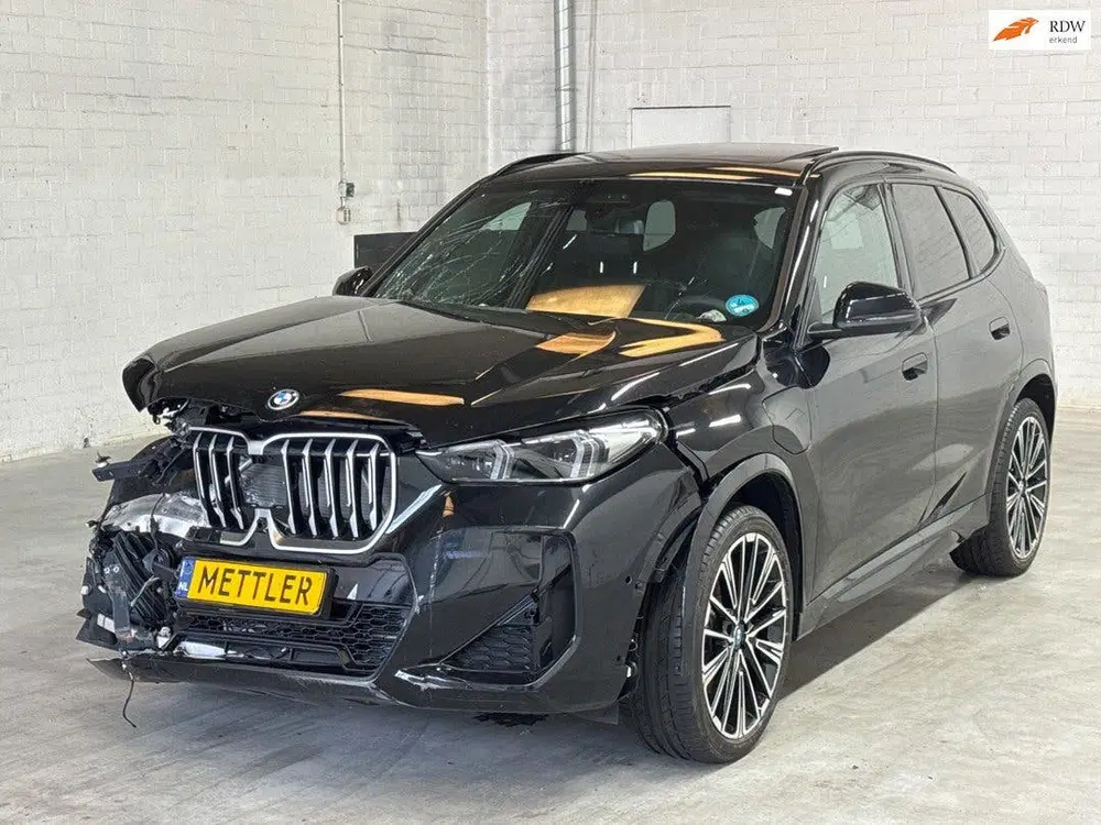 BMW X1 xDrive30e M pakket M Sport Pro Panoramadak uit 2025