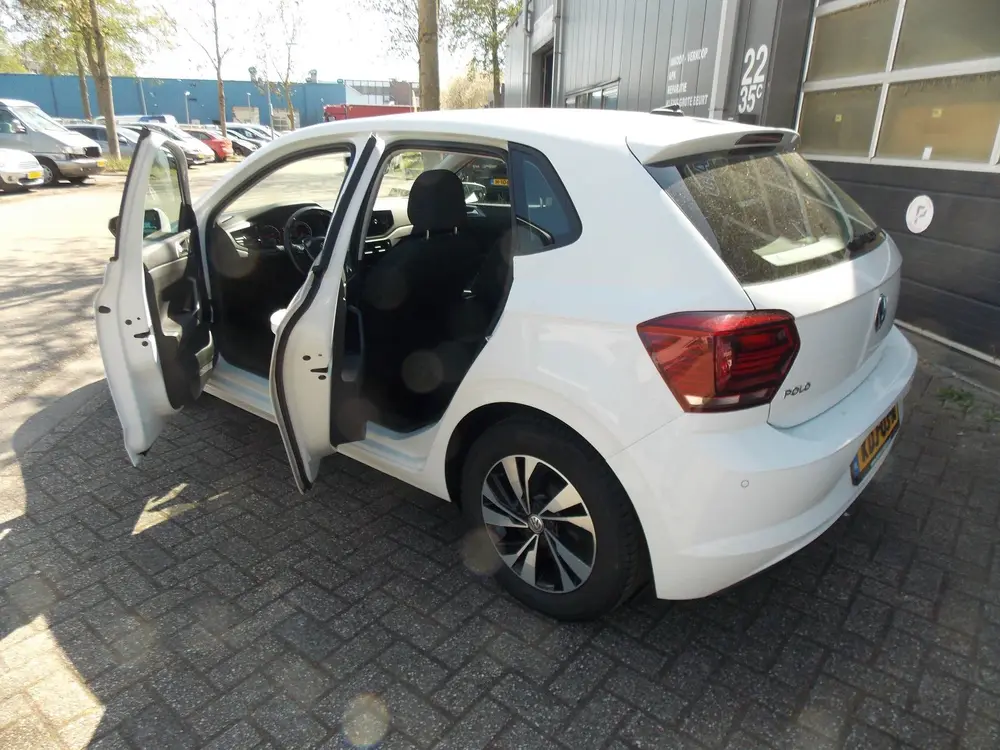 Volkswagen POLO 1.0 TSI Highline Airco Elek Pakket 5Deurs 20 uit 2020, foto 8