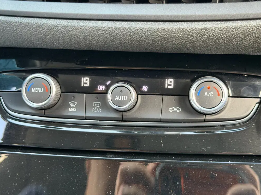 Opel Grandland X BWJ 2022 uit 2022, foto 15