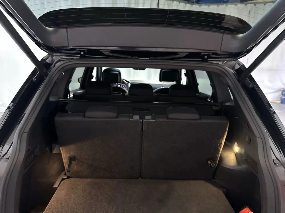 Volkswagen Tiguan Allspace 1.5 TSI 150pk DSG Highline Busine uit 2021, foto 11