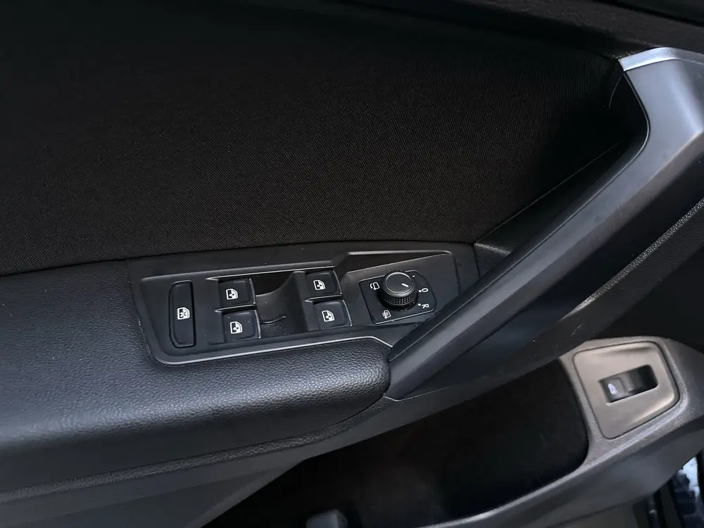 Volkswagen Tiguan Allspace 1.5 TSI 150pk DSG Highline Busine uit 2021, foto 18