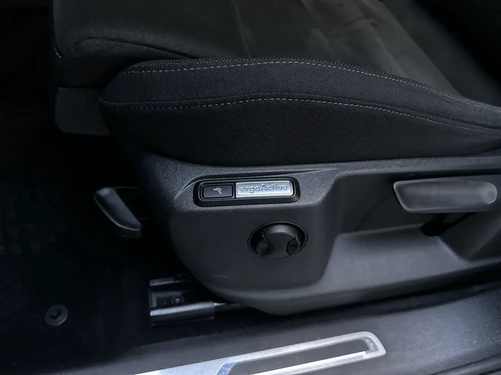 Volkswagen Tiguan Allspace 1.5 TSI 150pk DSG Highline Busine uit 2021, foto 19
