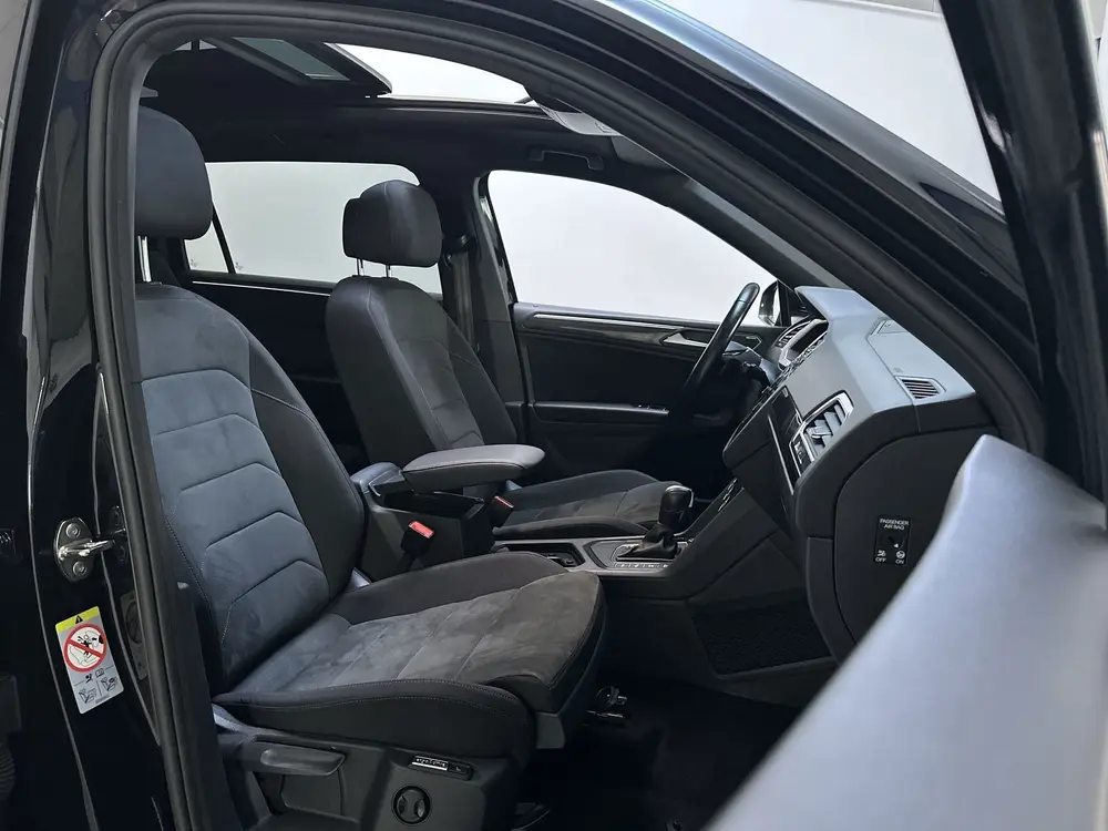 Volkswagen Tiguan Allspace 1.5 TSI 150pk DSG Highline Busine uit 2021, foto 5