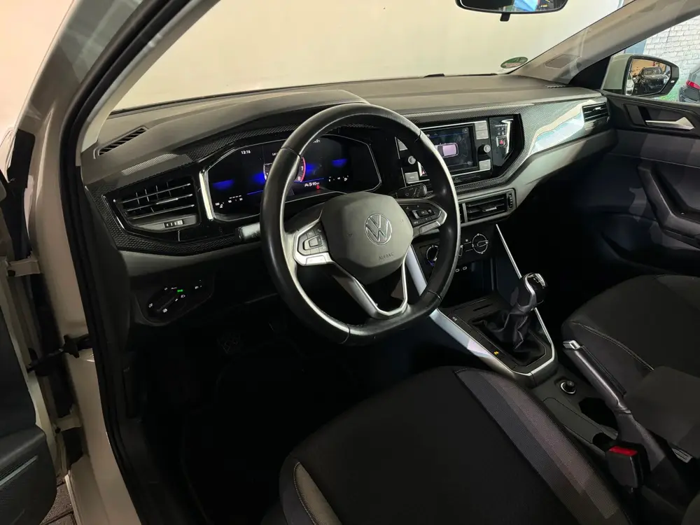 Volkswagen Polo 1.0 MPI Polo Lane Assist|Front Assist|Parkee uit 2023, foto 2