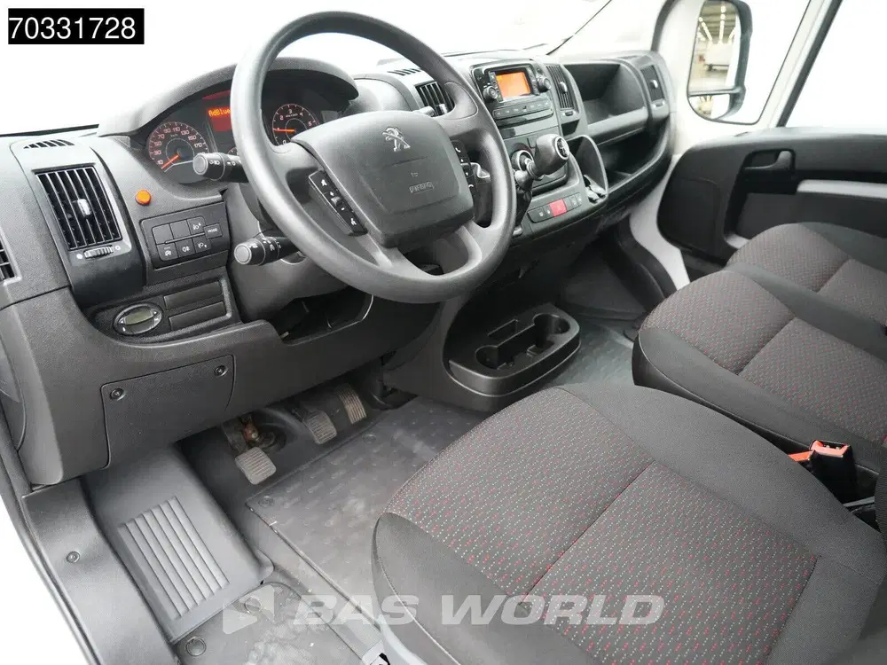 Peugeot Boxer Laadklep Bakwagen Airco Cruise Camera St uit 2024, foto 15