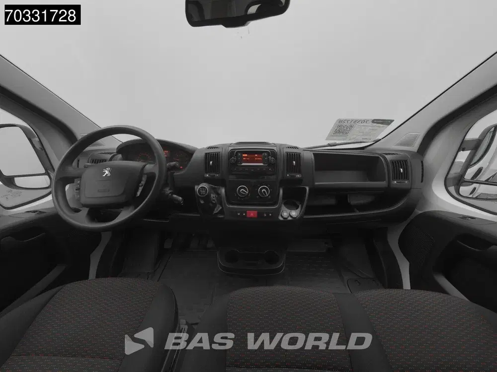 Peugeot Boxer Laadklep Bakwagen Airco Cruise Camera St uit 2024, foto 3