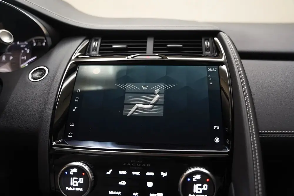 Jaguar E-Pace P300e PHEV 1.5 R-Dynamic SE [ Panorama Leder N uit 2022, foto 10