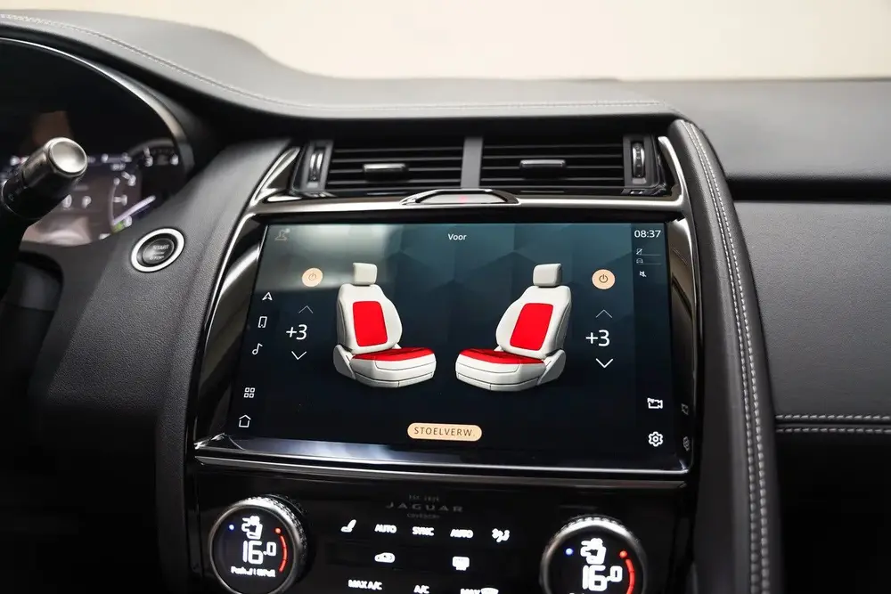 Jaguar E-Pace P300e PHEV 1.5 R-Dynamic SE [ Panorama Leder N uit 2022, foto 13
