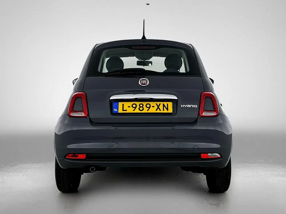 Fiat 500 1.0 Hybrid Cult uit 2021, foto 3