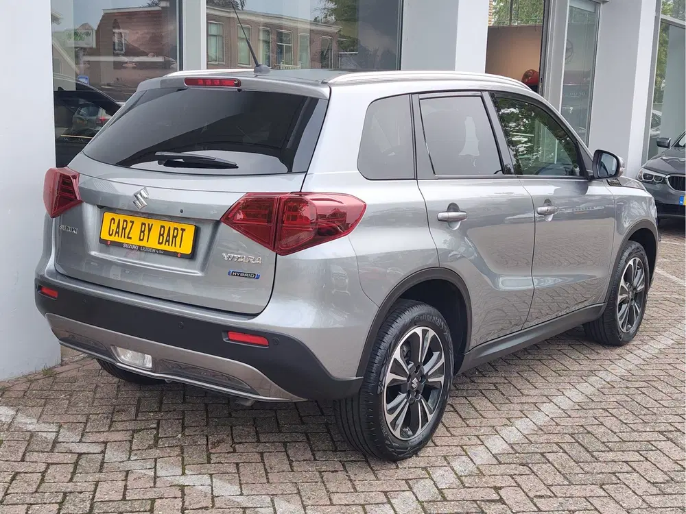 Suzuki Vitara 1.5 HYBRID STYLE AUTOMAAT Adaptive Cruise uit 2024, foto 5
