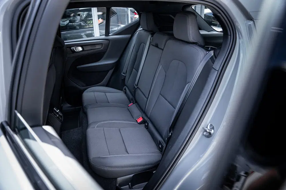 Volvo XC40 Single Motor Essential 69 kWh uit 2024, foto 13