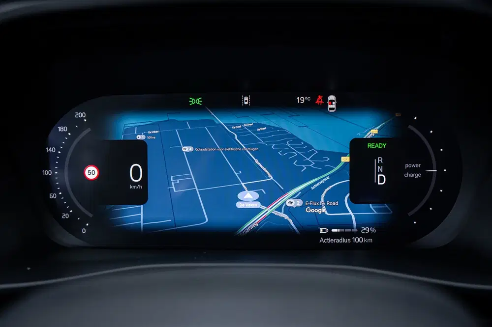 Volvo XC40 Single Motor Essential 69 kWh uit 2024, foto 17