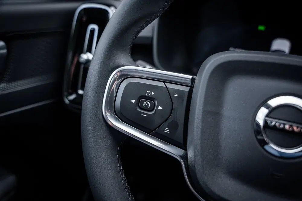 Volvo XC40 Single Motor Essential 69 kWh uit 2024, foto 19