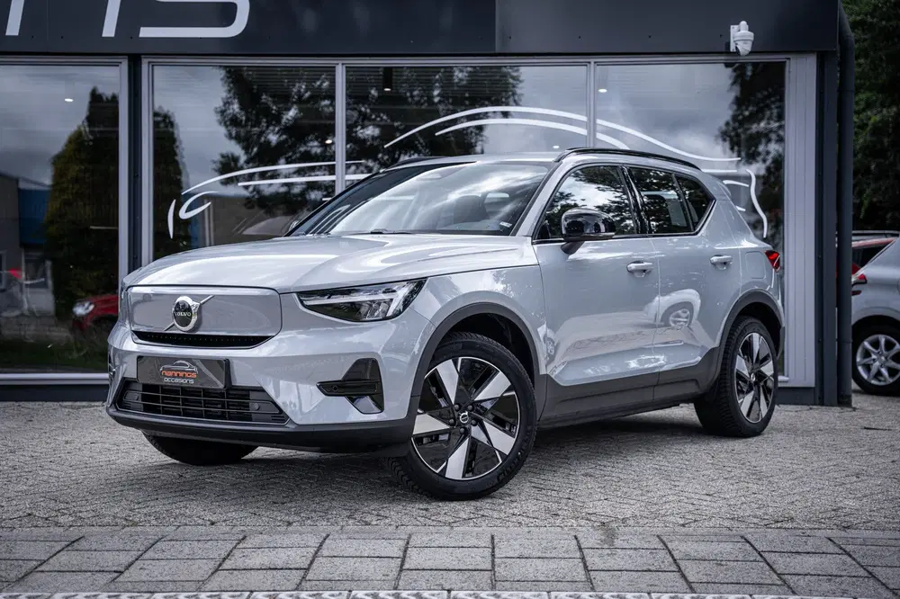 Volvo XC40 Single Motor Essential 69 kWh uit 2024, foto 5
